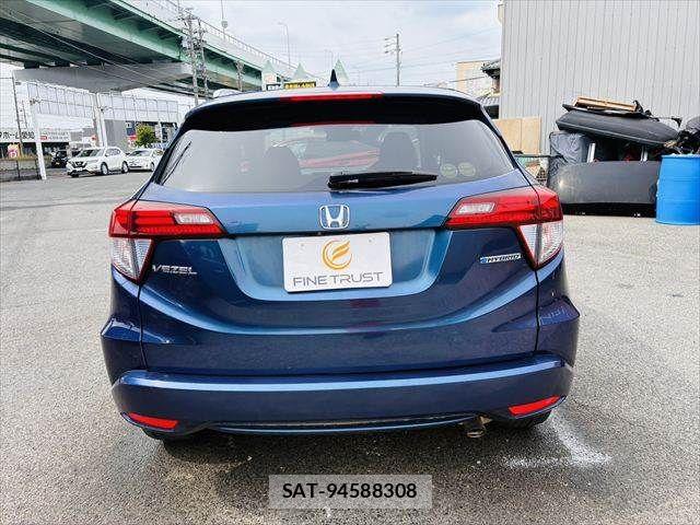 Honda VEZEL 2014-12 7503477-18