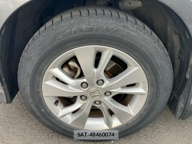 Honda VEZEL 2014-04 7510384-13