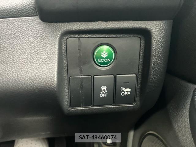 Honda VEZEL 2014-04 7510384-27