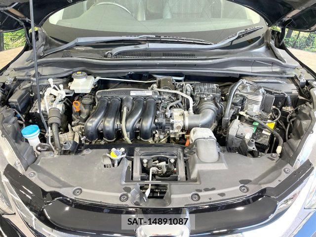 Honda VEZEL 2015-05 7503476-17