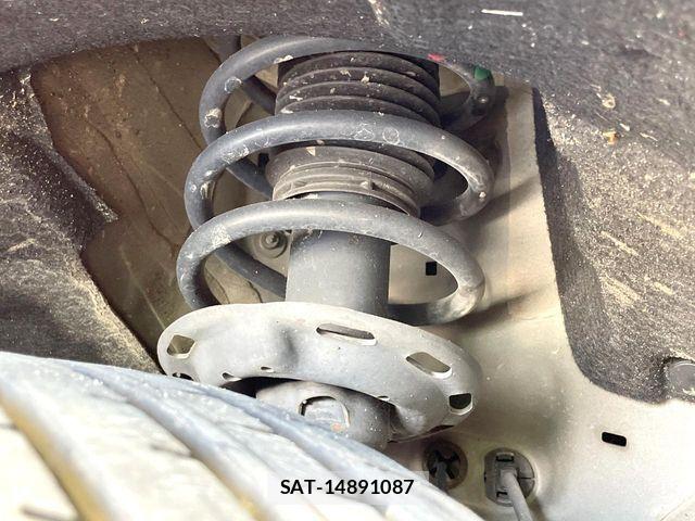 Honda VEZEL 2015-05 7503476-19