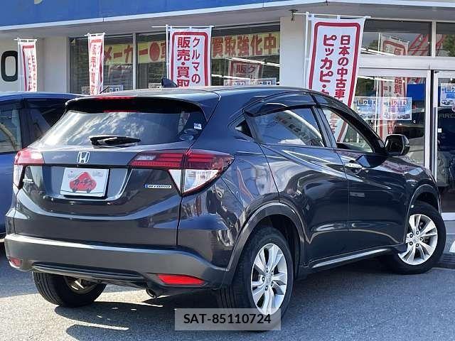 Honda VEZEL 2016-04 7503480-2