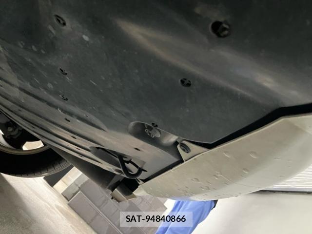 Honda VEZEL 2019-04 7503471-3