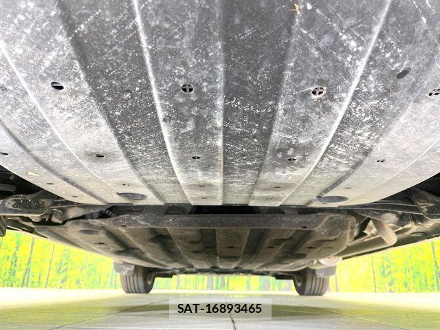 Honda VEZEL 2018-02 7503468-18