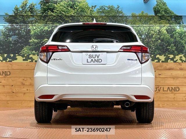 Honda VEZEL 2015-06 7503472-14