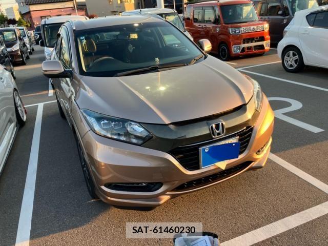 Honda VEZEL 2016-03 7563032-0