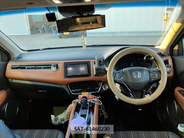 Honda VEZEL 2016-03 7563032-2