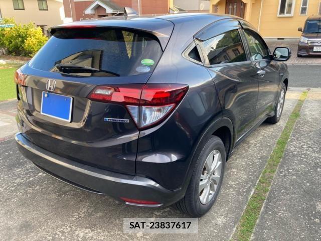 Honda VEZEL 2014-06 7563033-2