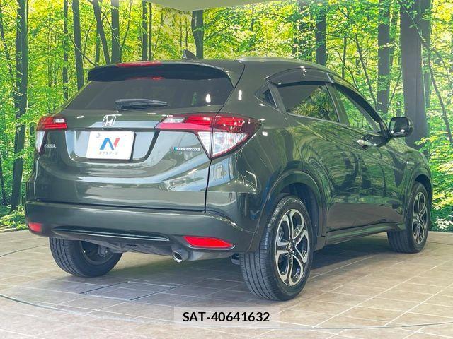 Honda VEZEL 2015-10 7563031-16