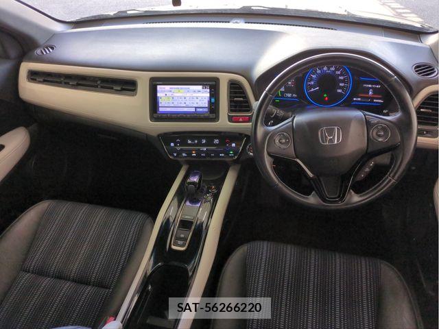 Honda VEZEL 2016-02 7563030-7