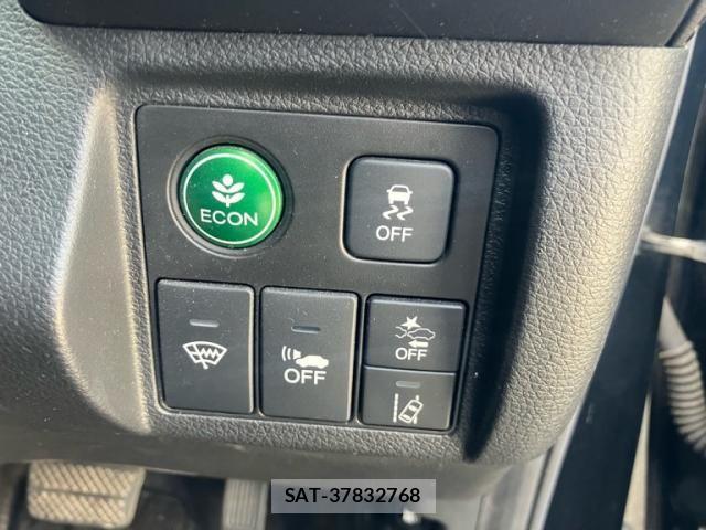 Honda VEZEL 2018-07 7621087-14