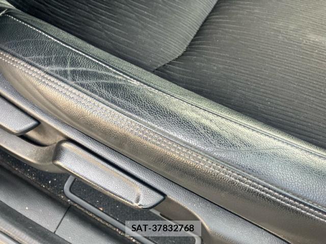 Honda VEZEL 2018-07 7621087-15
