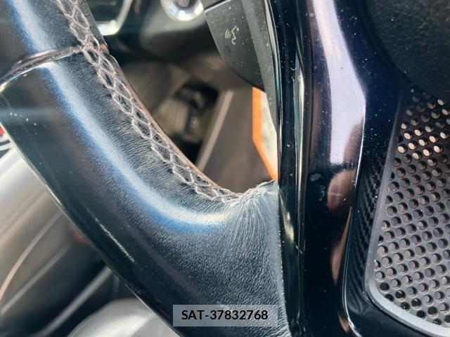 Honda VEZEL 2018-07 7621087-18