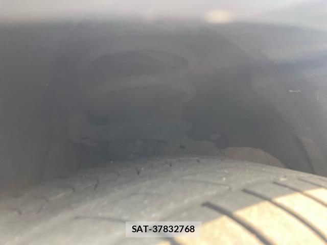 Honda VEZEL 2018-07 7621087-4