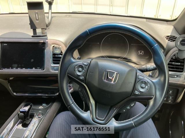 Honda VEZEL 2018-06 7621081-7