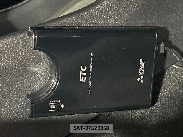 Honda VEZEL 2015-10 7621088-6