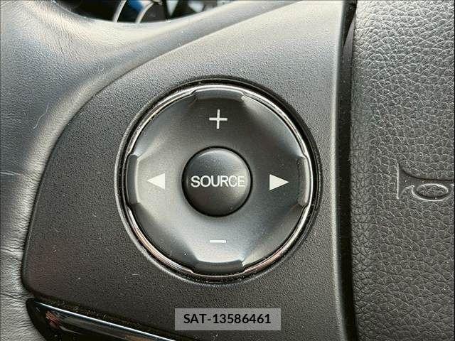 Honda VEZEL 2015-11 7621104-11