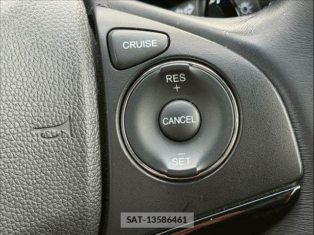 Honda VEZEL 2015-11 7621104-12