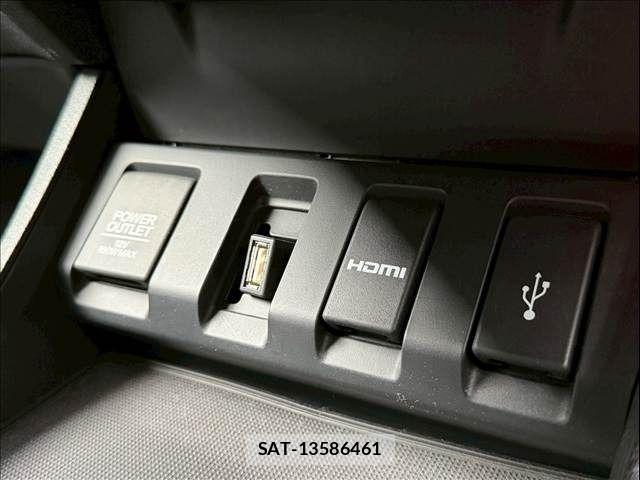 Honda VEZEL 2015-11 7621104-27