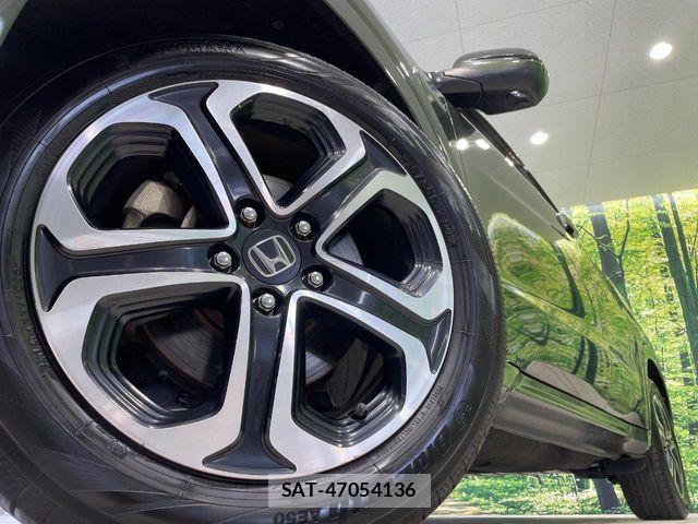 Honda VEZEL 2014-06 7621095-12