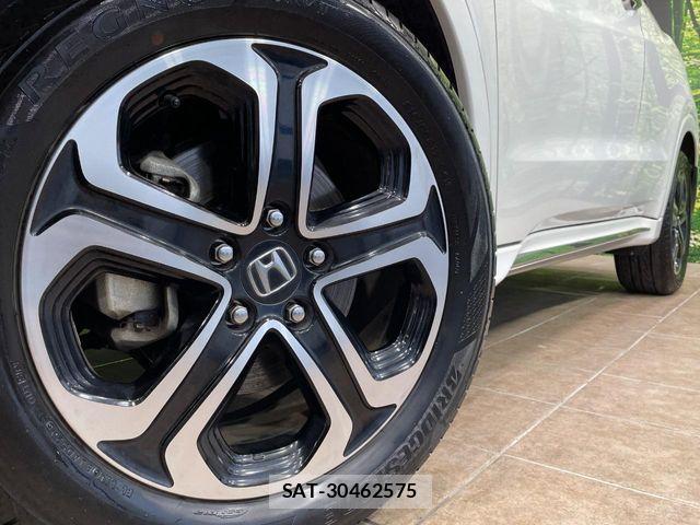 Honda VEZEL 2016-11 7621090-12