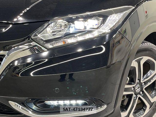 Honda VEZEL 2017-06 7621079-11