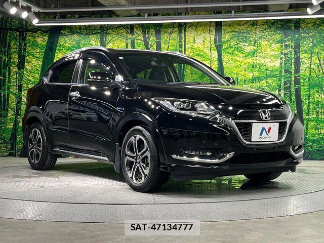 Honda VEZEL 2017-06 7621079-15