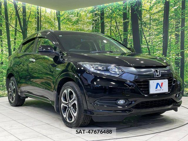 Honda VEZEL 2015-12 7621082-14