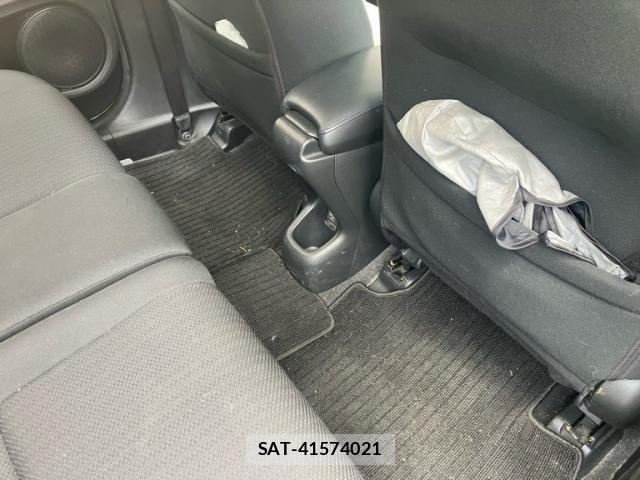 Honda VEZEL 2014-02 7621102-11