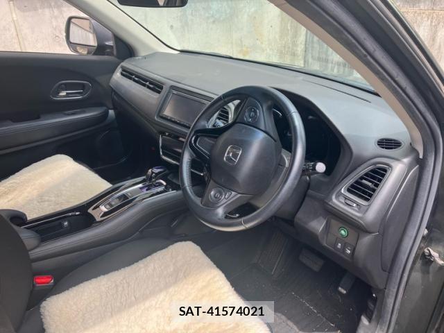 Honda VEZEL 2014-02 7621102-13