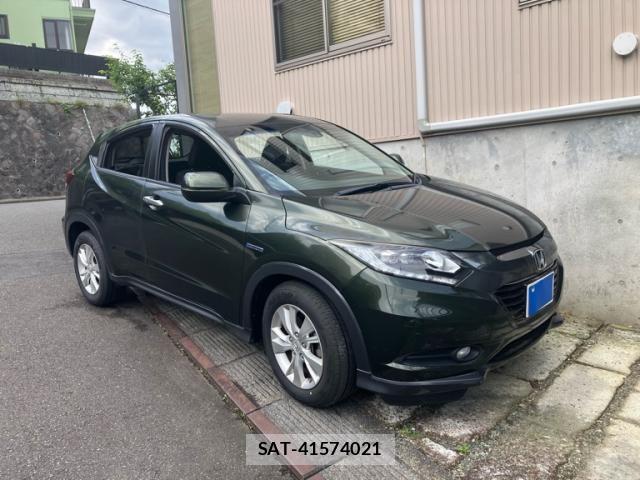 Honda VEZEL 2014-02 7621102-1