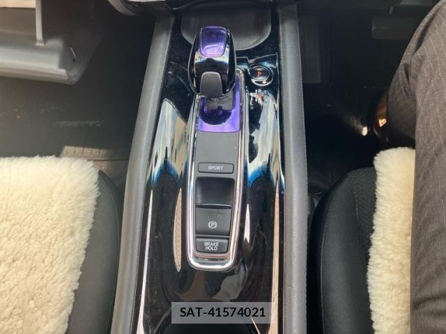 Honda VEZEL 2014-02 7621102-20