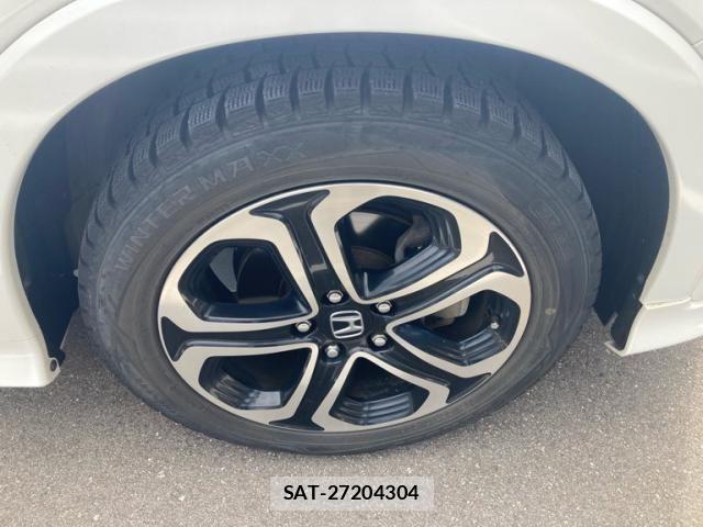 Honda VEZEL 2014-06 7621103-3