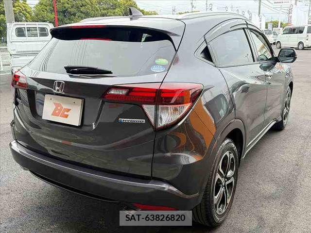 Honda VEZEL 2016-06 7621085-14