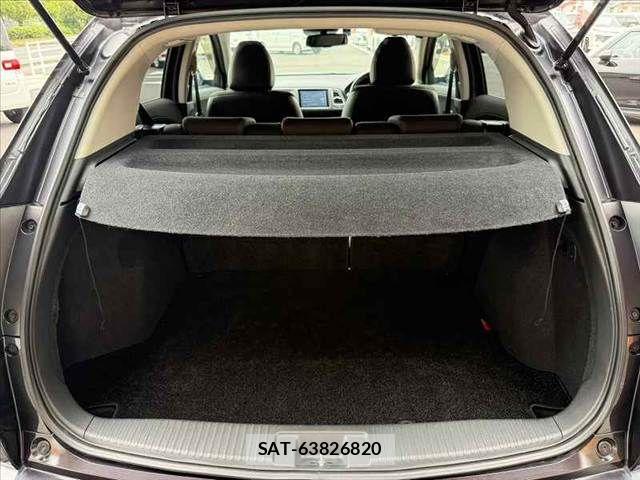Honda VEZEL 2016-06 7621085-19