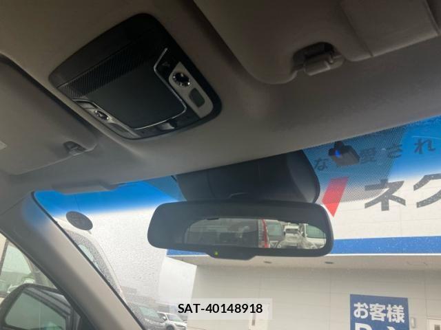 Honda VEZEL 2015-02 7880285-18