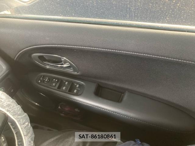 Honda VEZEL 2016-01 7880283-23