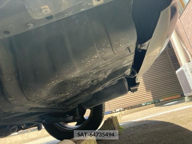 Honda VEZEL 2015-06 7880280-10
