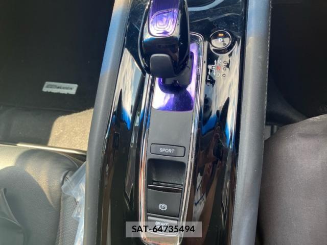 Honda VEZEL 2015-06 7880280-21
