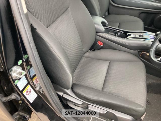 Honda VEZEL 2014-06 7880284-15