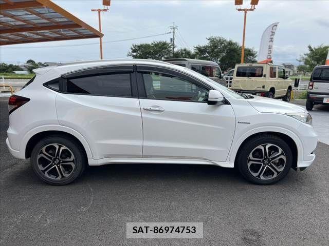 Honda VEZEL 2016-05 7880279-12