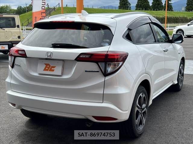 Honda VEZEL 2016-05 7880279-13