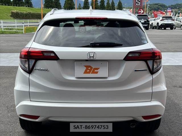 Honda VEZEL 2016-05 7880279-14