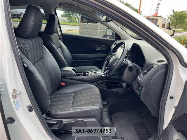 Honda VEZEL 2016-05 7880279-16