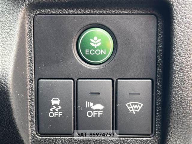 Honda VEZEL 2016-05 7880279-27