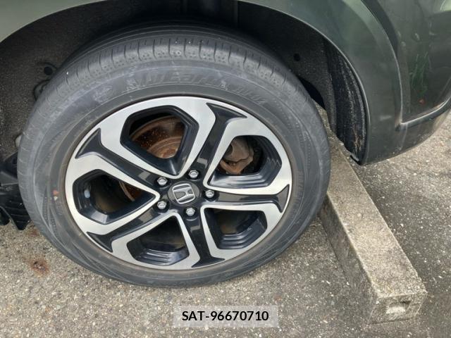 Honda VEZEL 2014-01 7880275-9