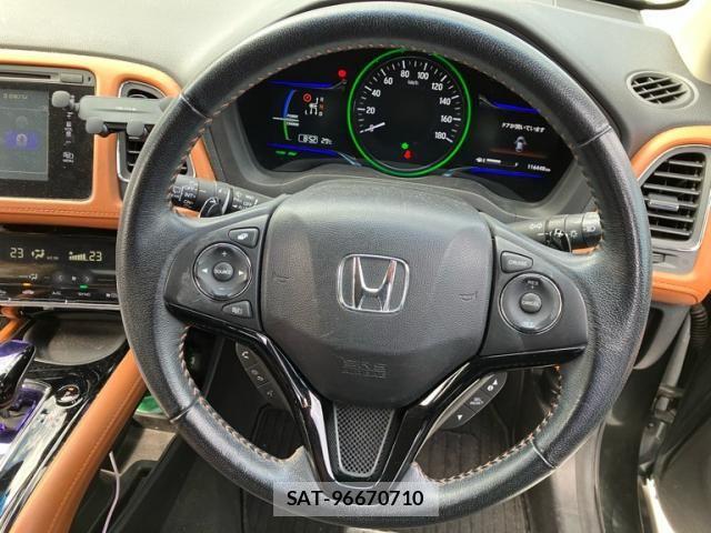 Honda VEZEL 2014-01 7880275-14