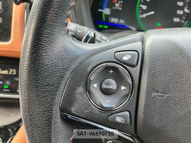 Honda VEZEL 2014-01 7880275-15