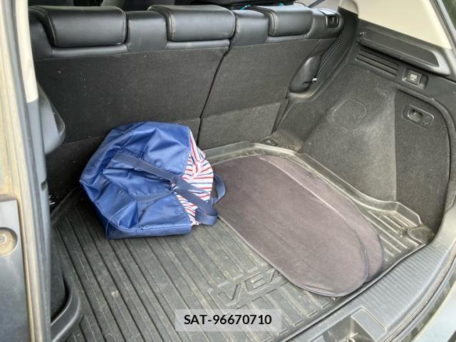 Honda VEZEL 2014-01 7880275-17