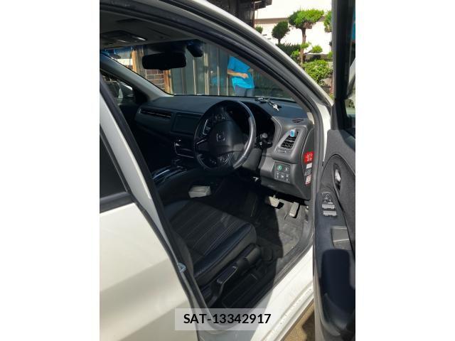 Honda VEZEL 2017-07 7903589-11